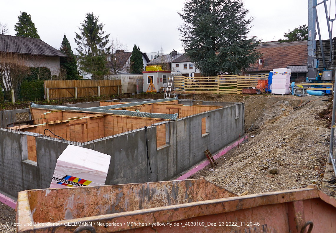 23.12.2022 - Neubau eines Mehrfamilienhause in der Niederalmstraße 16 in Neuperlach-Trudering